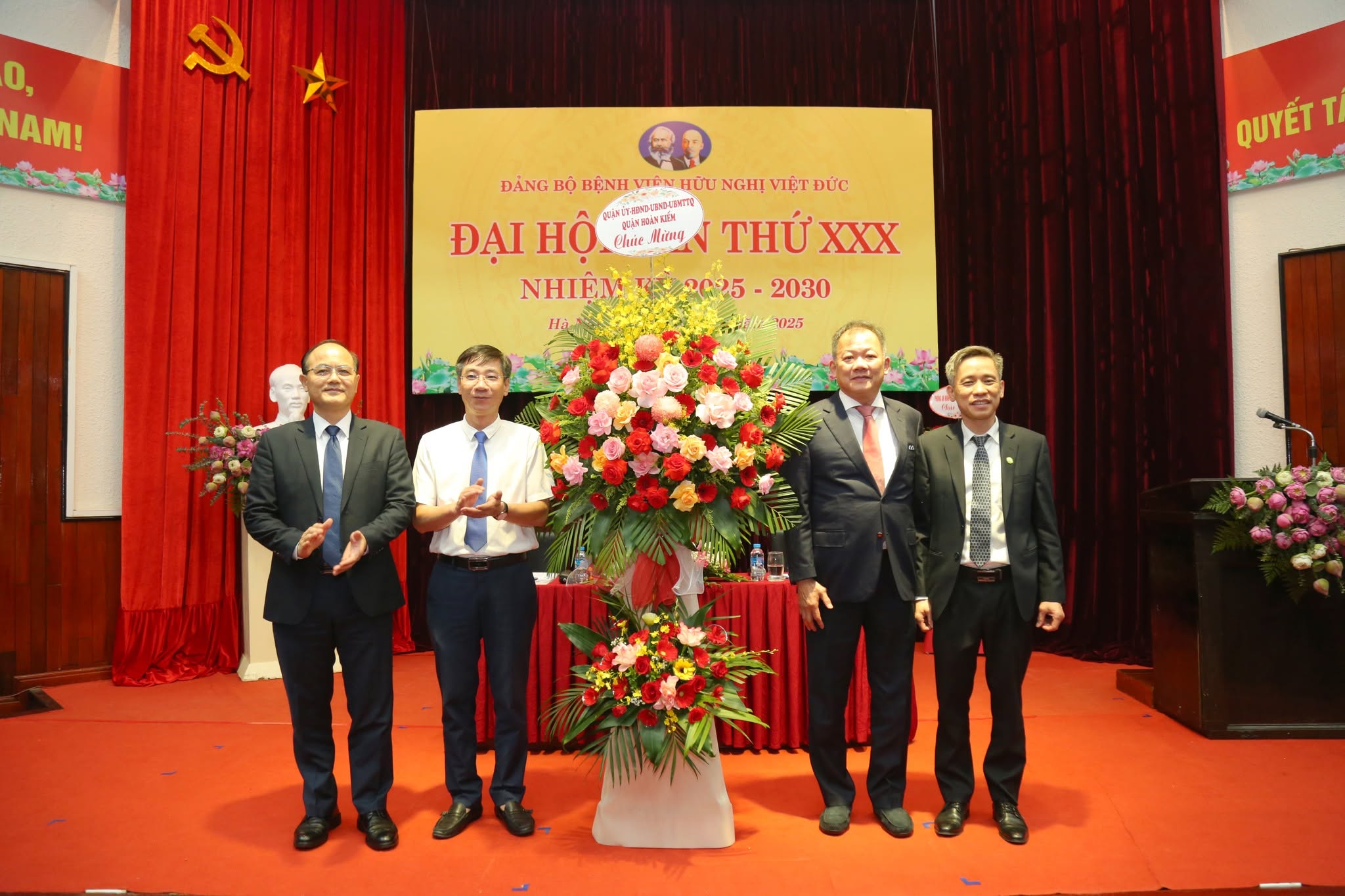 Đảng uỷ bệnh viện